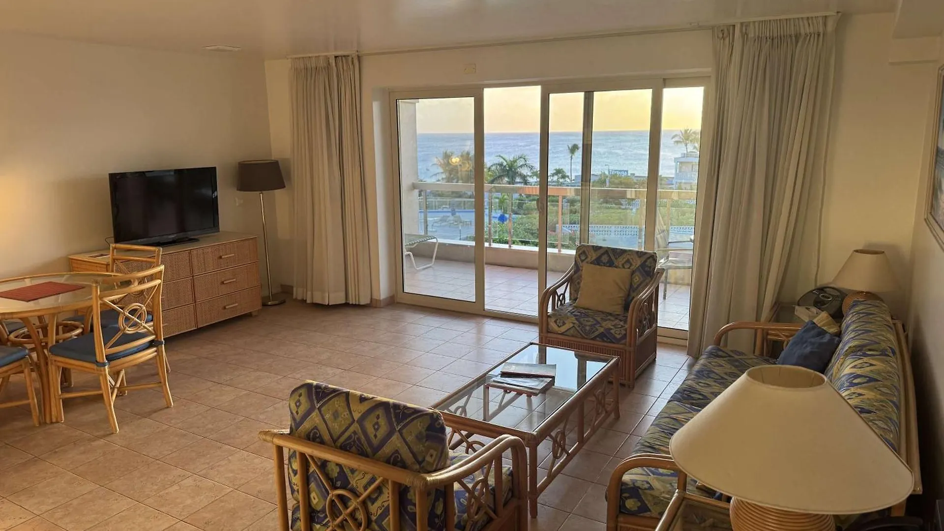 Paradise Perch - Royal Retreats At Maho Beach Lowlands 0*,  Sint Maarten/Saint Martin